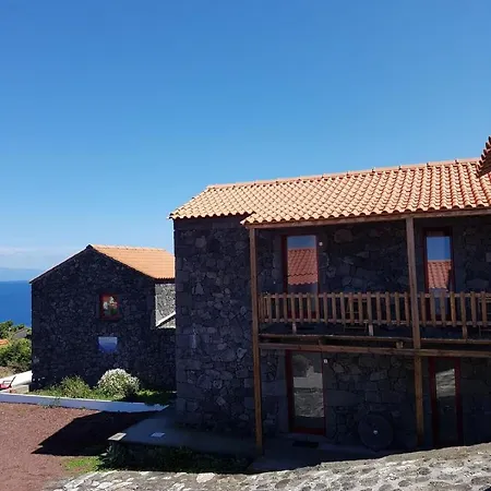 Guest house In Guest Sao Roque do Pico