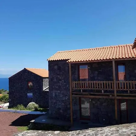 In Guest 3* São Roque do Pico